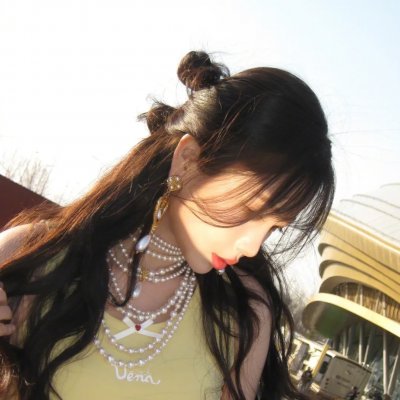 自由，平等，友谊-足球