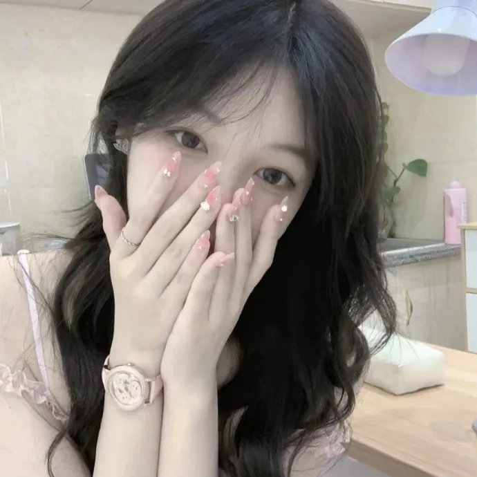 穿成女反派老公求我当厂长